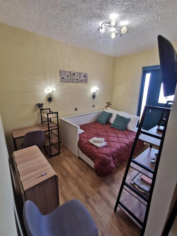 Serafi Cozy Rooms アルハンゲロス エクステリア 写真